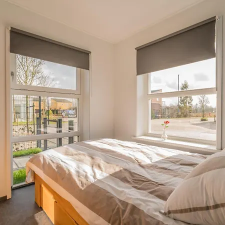 Nautic Rentals - Marinapark Oude-tonge Holiday park Oude-Tonge