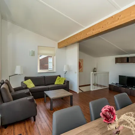 Nautic Rentals - Marinapark Oude-tonge Holiday park 4*
