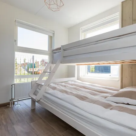 Nautic Rentals - Marinapark Oude-tonge Holiday park 4*