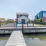 Prázdninový areál Nautic - Marinapark Oude-Tonge