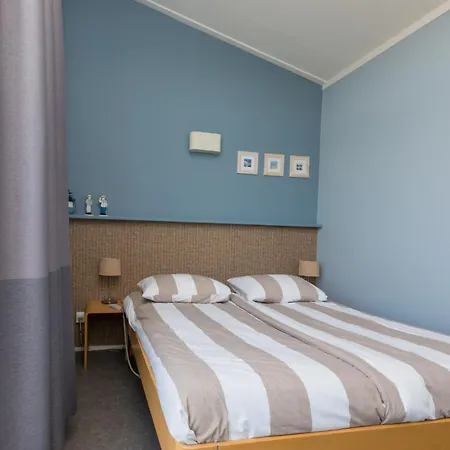 Nautic Rentals - Marinapark Oude-tonge Holiday park Oude-Tonge