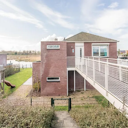 Nautic Rentals - Marinapark Oude-tonge Holiday park 4*