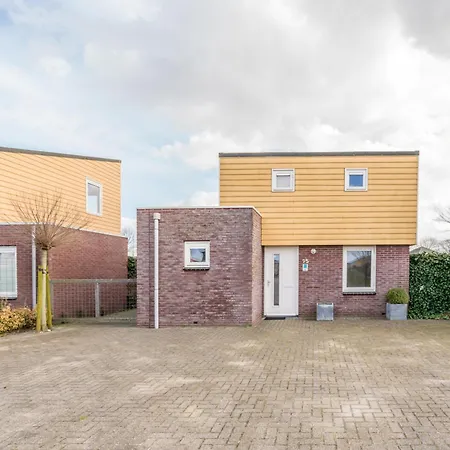Nautic Rentals - Marinapark Oude-tonge 4* Oude-Tonge