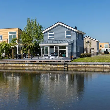 Holiday park Nautic Rentals - Marinapark Oude-tonge Oude-Tonge