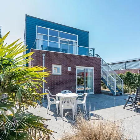 Nautic Rentals - Marinapark Oude-tonge Holiday park Oude-Tonge