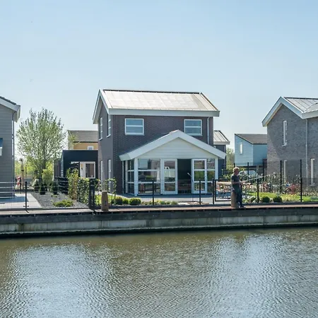 Nautic Rentals - Marinapark Oude-tonge Holiday park