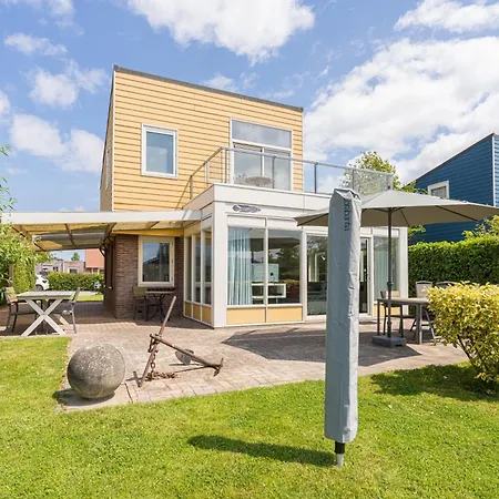 Nautic Rentals - Marinapark Oude-tonge