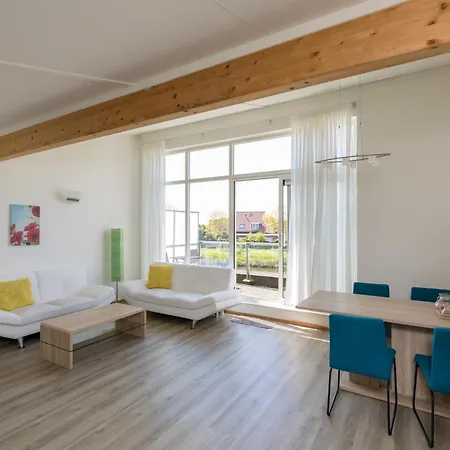 Holiday park Nautic Rentals - Marinapark Oude-tonge Oude-Tonge