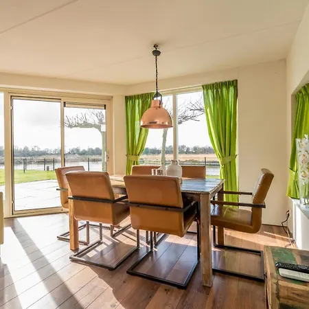 Nautic Rentals - Marinapark Oude-tonge