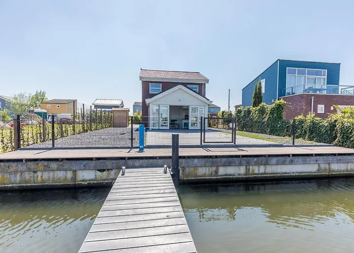 Kompleks wypoczynkowy Nautic - Marinapark Oude-Tonge